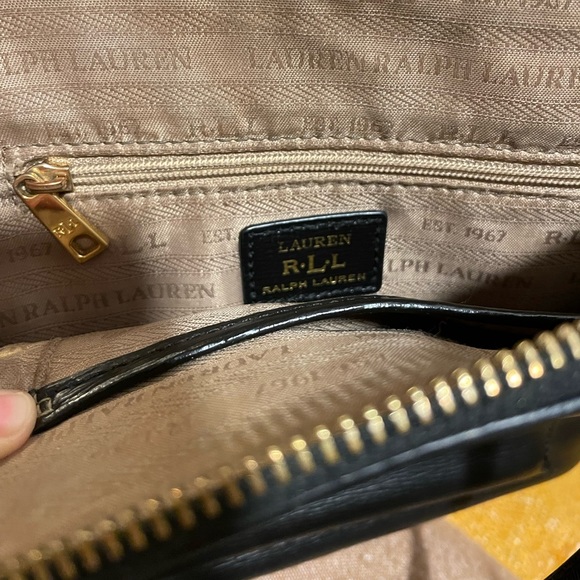 Ralph Lauren Leather Cross Body Bag - Picture 6 of 12
